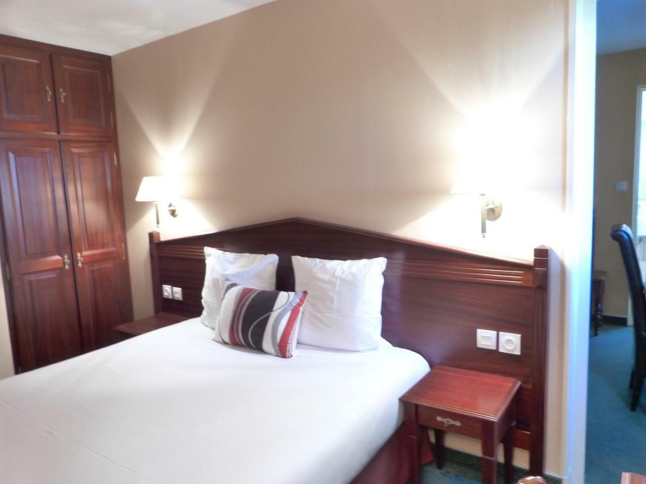 Cit'Hotel Aurore Bourges Nord - Saint Doulchard Eksteriør billede